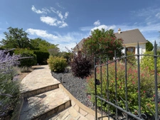 SAUMUR, Saint Hilaire-Saint Florent, Maison de 100m² avec jardin et garage.