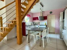 ALLONNES, Maison de 137m² 4 chambres avec vie de plain-pied sur terrain arboré de 1110m²