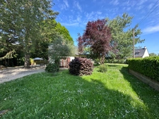 VARENNES SUR LOIRE, Longère 3 chambres sur jardin de 1280m²