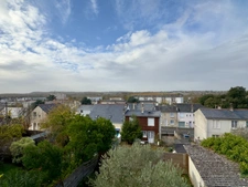 SAUMUR, Proche Nantilly, Maison 3 chambres + bureau de 115m² avec jardin et garage.