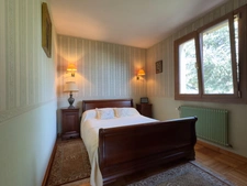 SAUMUR, Saint Hilaire-Saint Florent, Maison de 100m² avec jardin et garage.