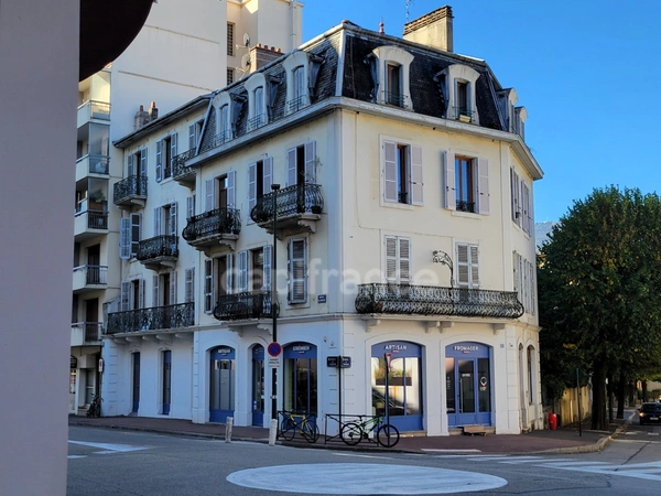 Appartement atypique 3 pièces 72m²