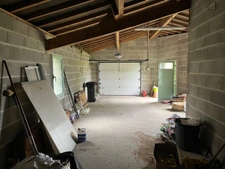 A saisir! Maison de village avec grand garage indépendant neuf !