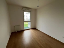Appartement 3 chambres avec ascenseur, 2 terrasses et garage privatif