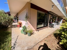 Appartement de standing avec terrasse et jardin