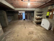 Maison 5 chambres, sur sous-sol, à rénover