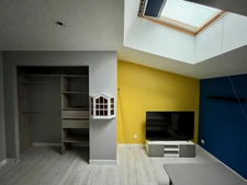 Immeuble rénové composé de 2 appartements avec terrasses et jardin