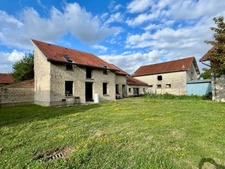 Exceptionnelle demeure, idéale pour gîte ou maison d'hôtes. Bien rare à la vente !