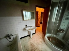Maison 5 chambres, sur sous-sol, à rénover