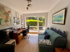 Appartement de standing avec terrasse et jardin