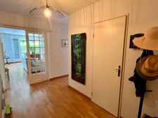 Appartement de standing avec terrasse et jardin