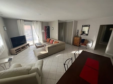 Rare à la vente: pavillon de plain-pied avec garage !