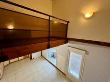 Immeuble rénové composé de 2 appartements avec terrasses et jardin