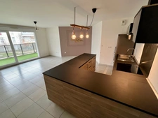 Appartement 3 chambres avec ascenseur, 2 terrasses et garage privatif