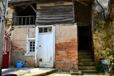 Maison de village 185 m2 avec jardin CHERVES CHATELARS (16) 154500 € FAI