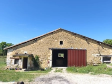  Fermette en pierre 450 m2 avec 3 ha MAREUIL (24)  124 700€ FAI
