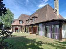 Maison de caractère 262m2 sur 4 ha avec étangs privés à THIVIERS (24) 717 000€ FAI