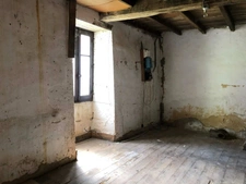  Fermette en pierre 450 m2 avec 3 ha MAREUIL (24)  124 700€ FAI