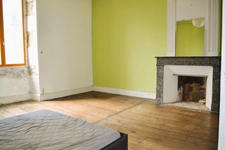 Maison de village 185 m2 avec jardin CHERVES CHATELARS (16) 154500 € FAI