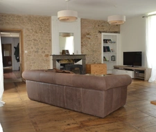 Maison de village 185 m2 avec jardin CHERVES CHATELARS (16) 154500 € FAI