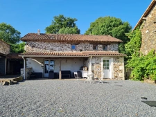 Maison de campagne 120 metre carre avec grand jardin CHERVES CHATELARS (16)