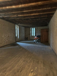 Maison de village de 181 m2 à MARVAL (87) 157 000€