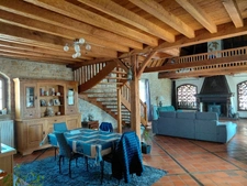 Maison de caractère 262m2 sur 4 ha avec étangs privés à THIVIERS (24) 717 000€ FAI