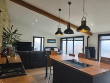  Propriété d’exception de 28 ha avec étang, gîtes et installation equestre privée à CEYROUX (23) 766500€ FAI