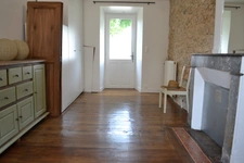 Maison de village 185 m2 avec jardin CHERVES CHATELARS (16) 154500 € FAI