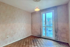 Appartement T3/4 DPE D à 5 minutes du marché Sainte-Thérèse