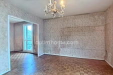 Appartement T3/4 DPE D à 5 minutes du marché Sainte-Thérèse