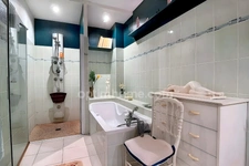 Vitré proche centre : T3 81 m², DPE B, calme absolu, grand garage + cave + parking