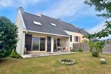 Grande maison familiale 5 chambres + bureau, jardin Ouest & double garage, gare à 10 min
