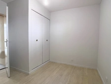 Grand T3 en rez-de-jardin avec terrasse et parking – Calme, lumineux, à 10 min du centre