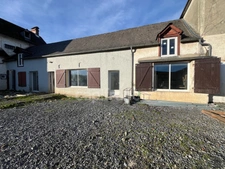Maison avec garage et terrain à LAMARQUE-PONTACQ (65)