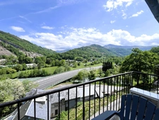 Appartement rénové avec vue imprenable proche d'ARGELES-GAZOST