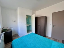 ARGELES GAZOST Appartement T3 traversant rénové avec grande terrasse, parking et cave