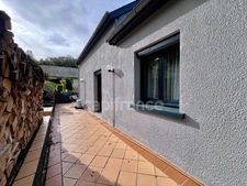  Maison familiale de 120 m² avec sous-sol complet, terrasse et jardin arboré