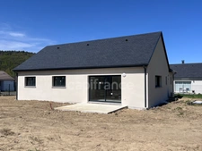 MAISON NEUVE PLAIN PIED — FRAIS DE NOTAIRE RÉDUITS — SECTEUR ADÉ