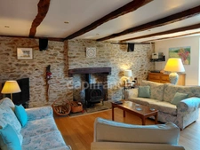Character house with breathtaking views of the Lot valley Vieillevie (15)