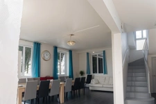 Murs et Fond - Affaire à relancer - opportunité rare à saisir - MONTSALVY (15)