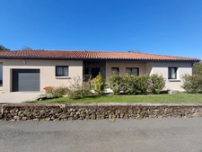 HOUSE (2022)  QUIET AREA & CLOSE TO TOWN CENTER MAURS CANTAL