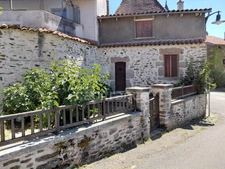 Jolie maison 4 pièces au cœur de la châtaigneraie cantalienne - LEYNHAC (15)