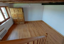 Grande maison rénovée avec atelier, terrasse panoramique et verger – 220 m² – Mourjou (Puycapel  cantal)