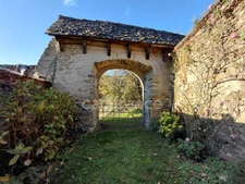 15th-century property - On the heights of the Lot - guest rooms