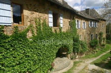 Propriété du XV siècle - Sur les hauteurs du Lot - Chambres d'hôtes