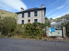 90 m2 house on the banks of the Lot 