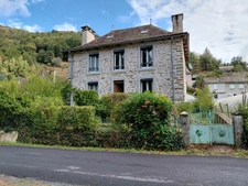 90 m2 house on the banks of the Lot 