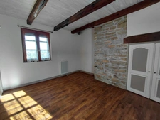 Maison de village de caractère avec 3 chambres terrasse et garage à St Constant - Fournoulès