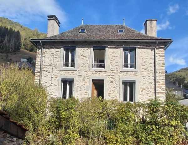 Maison 90 m2 au bord du Lot 